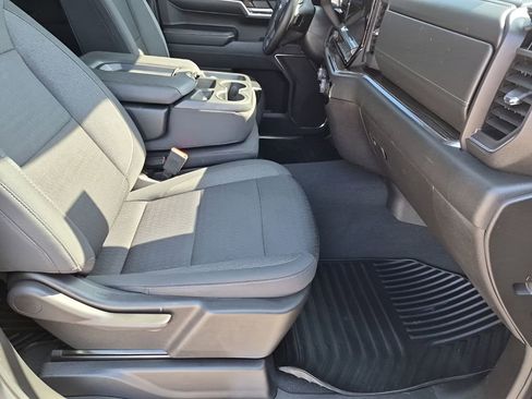 Used 2023 Chevrolet Silverado 1500 LT image 16