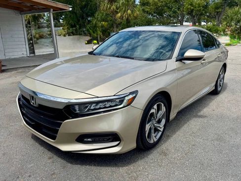Used 2020 Honda Accord EX image 11