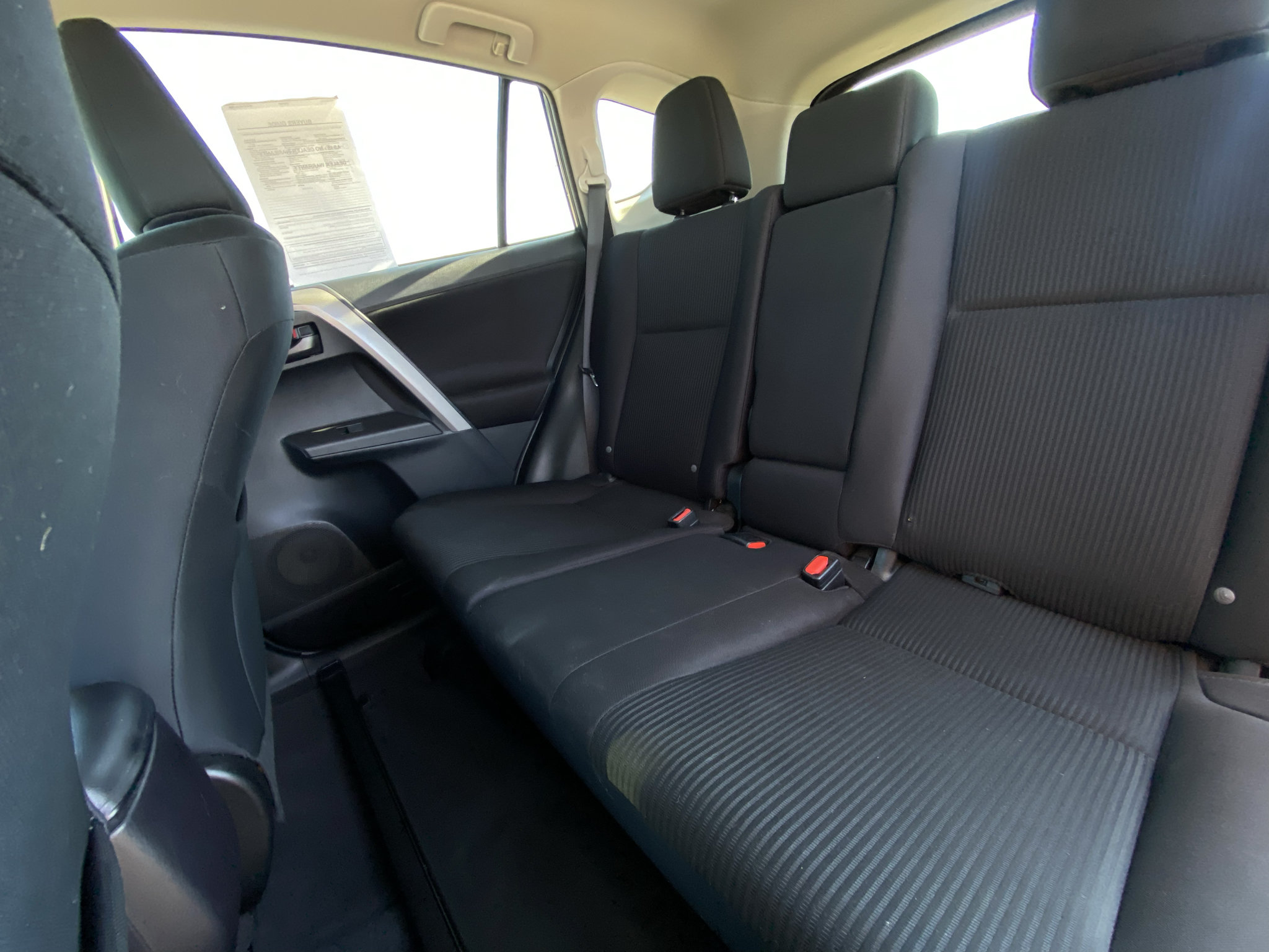 Used 2016 Toyota RAV4 LE FWD image 12