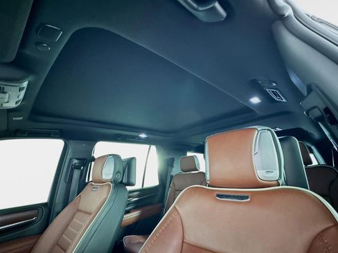 Certified 2023 GMC Yukon Denali Ultimate image 14