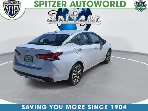 Used 2024 Nissan Versa SV image 9