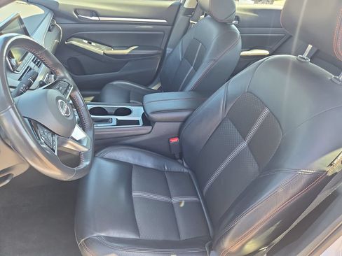 Certified 2024 Nissan Altima 2.5 SR FWD image 14