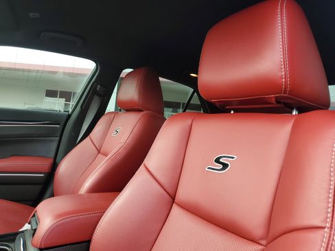 Used 2021 Chrysler 300 S w/ S Model Appearance Package image 22