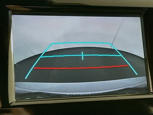 Used 2019 Toyota Camry LE FWD image 22