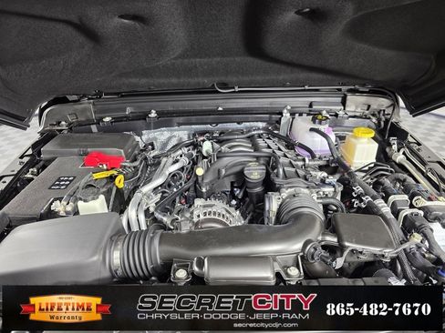 New 2025 Jeep Gladiator Mojave image 34