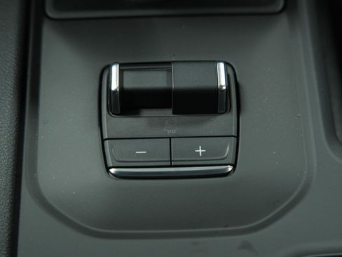 New 2025 GMC Sierra 1500 AT4 w/ AT4 Premium Package image 42