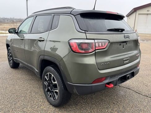 Used 2019 Jeep Compass Trailhawk w/ Cold Weather Group image 14