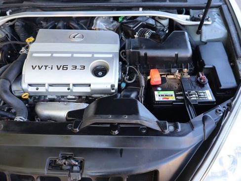 Used 2004 Lexus ES 330 image 39