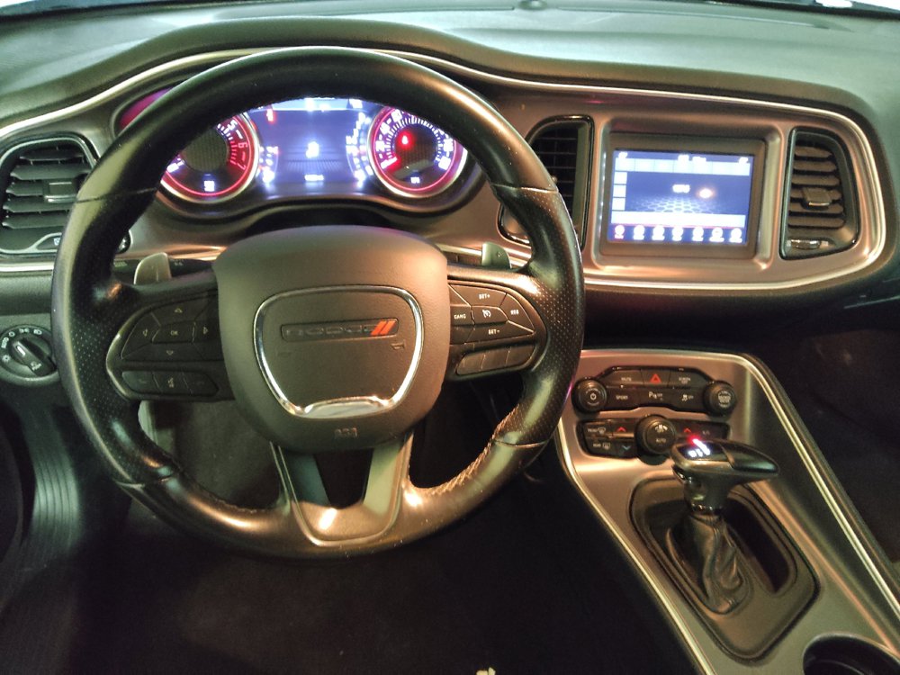 Used 2020 Dodge Challenger R/T RWD image 22