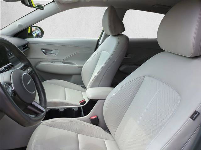 Used 2024 Hyundai Kona Limited FWD image 17