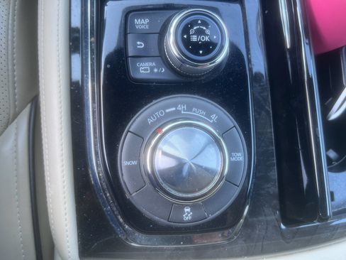 Used 2021 INFINITI QX80 Sensory w/ All-Season Package AWD/4WD image 10