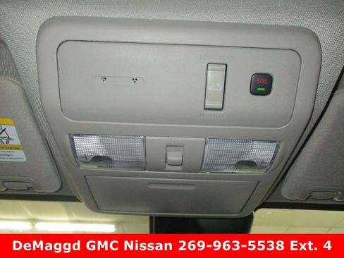 New 2025 Nissan Frontier SL image 29