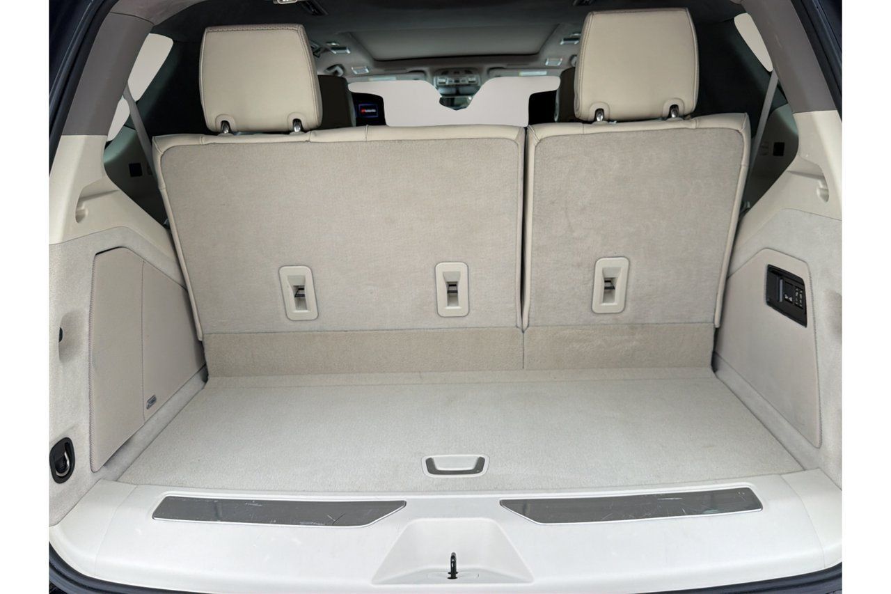 Used 2024 Cadillac Escalade Sport Platinum AWD/4WD image 19