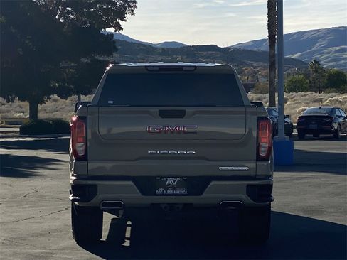 Used 2022 GMC Sierra 1500 Elevation w/ X31 Off-Road Package image 14