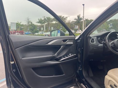 Certified 2023 MAZDA CX-9 Touring image 25