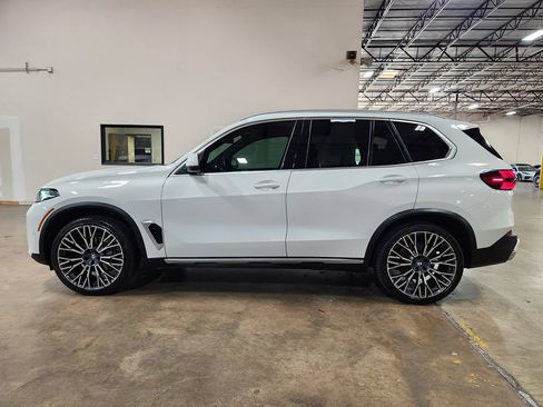 Used 2024 BMW X5 sDrive40i w/ Parking Assistance Package RWD image 7