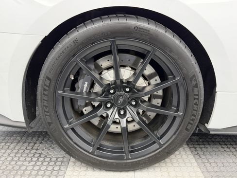 Used 2017 Ford Mustang Shelby GT350 image 23