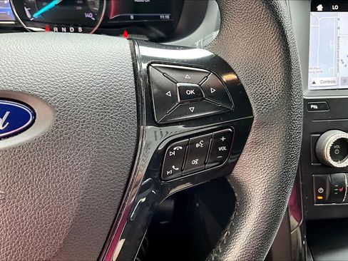 Used 2019 Ford Explorer XLT w/ Equipment Group 202A FWD image 25