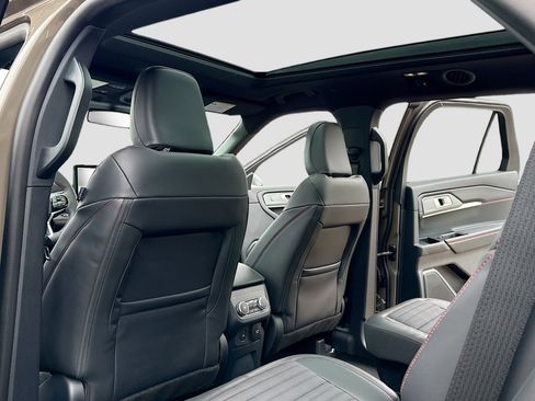 New 2026 Ford Explorer ST-Line image 6