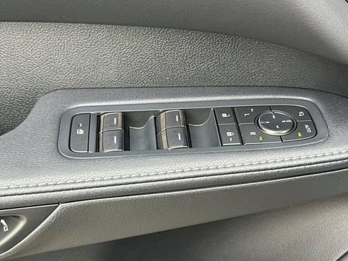 Used 2025 Lexus RX 350 w/ Convenience Package AWD/4WD image 13