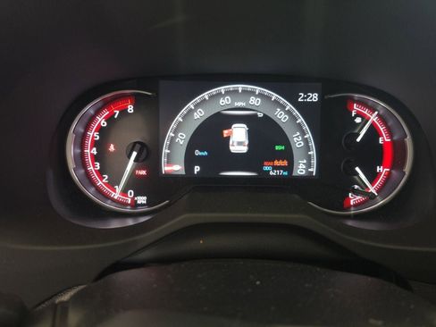 Used 2025 Toyota RAV4 XLE FWD image 12