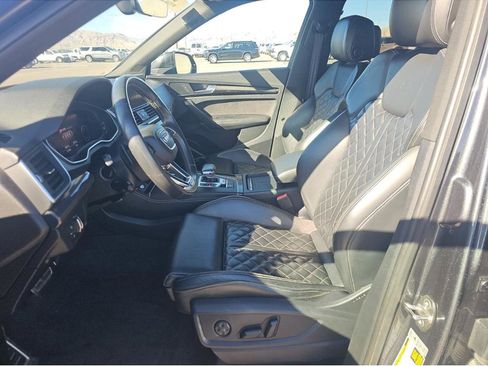 Used 2019 Audi SQ5 Premium Plus w/ Premium Plus Package image 11