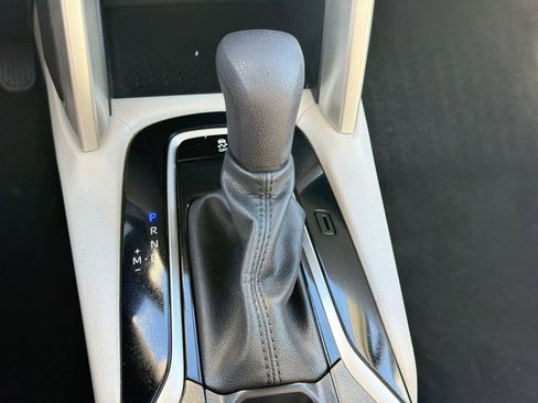 Used 2023 Toyota Corolla Cross L FWD image 19