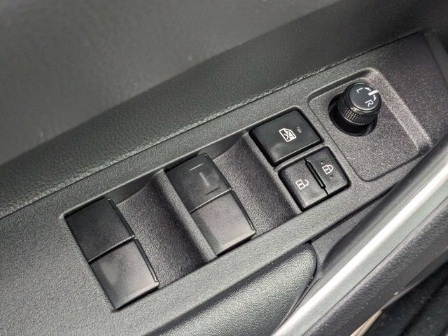 Used 2024 Toyota Corolla Cross AWD Hybrid w/ Convenience Package image 22