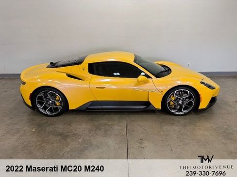 Used 2022 Maserati MC20 Coupe RWD image 13