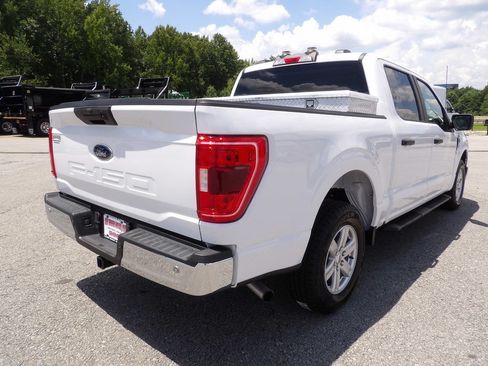 Used 2022 Ford F150 XLT w/ Trailer Tow Package RWD image 7