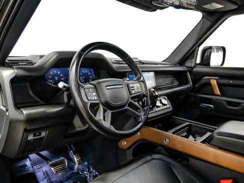 Used 2021 Land Rover Defender 110 X image 9