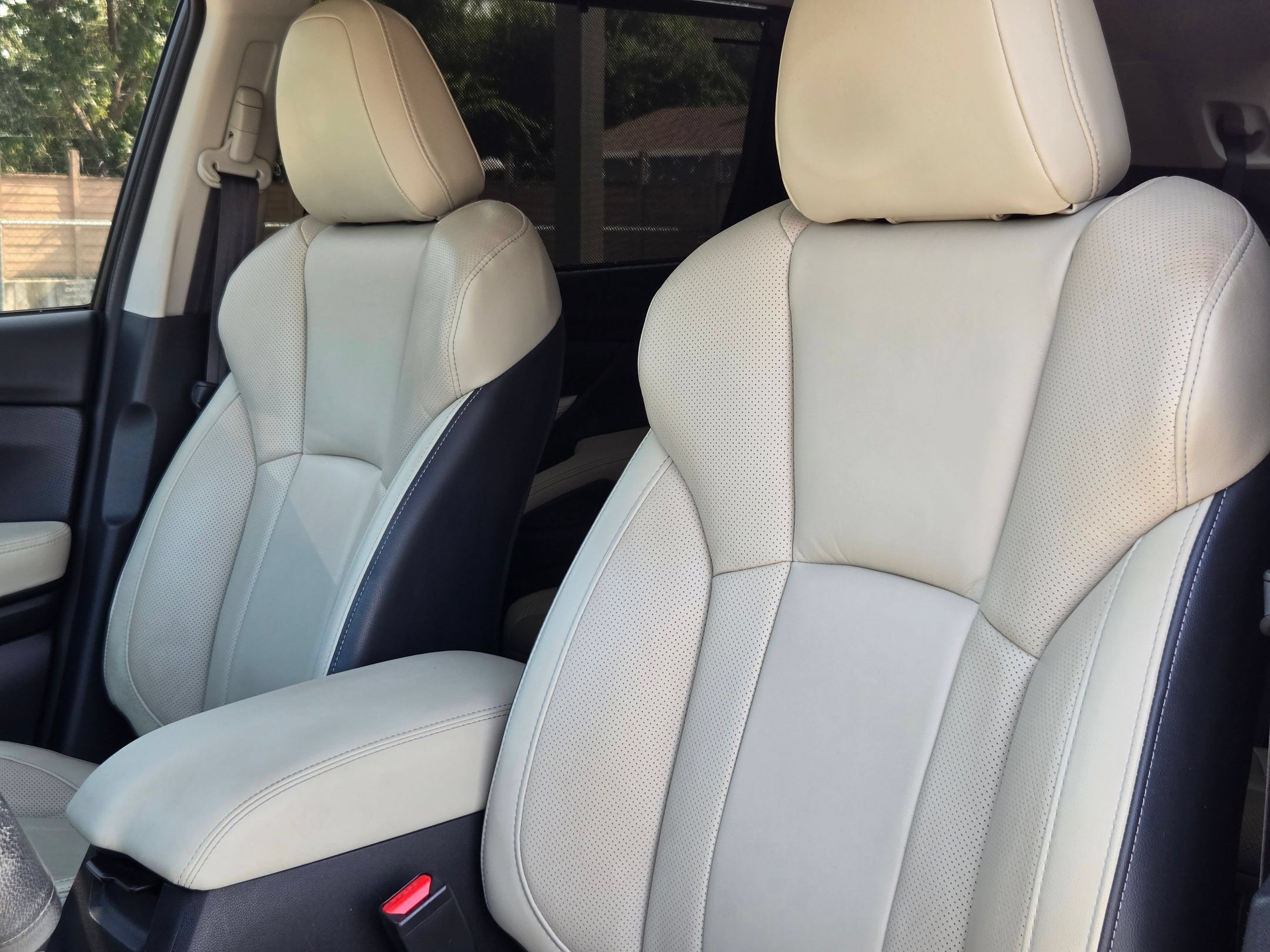 Used 2022 Subaru Ascent Limited w/ Technology Package AWD/4WD image 13