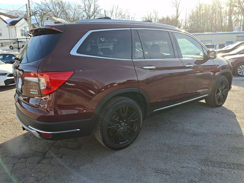 Used 2019 Honda Pilot Touring image 7