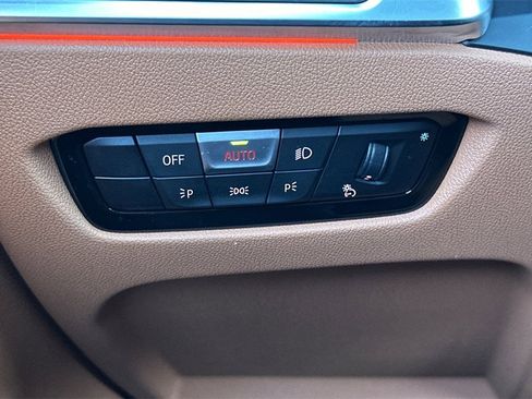 Used 2023 BMW 430i Coupe w/ Premium Package image 30