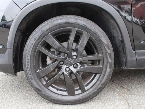 Used 2017 Honda Pilot Elite image 9