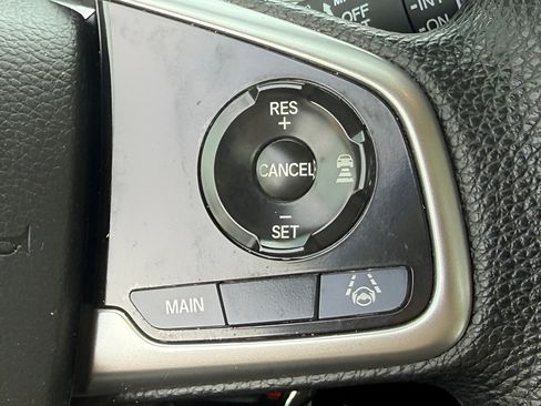 Certified 2021 Honda CR-V LX image 17