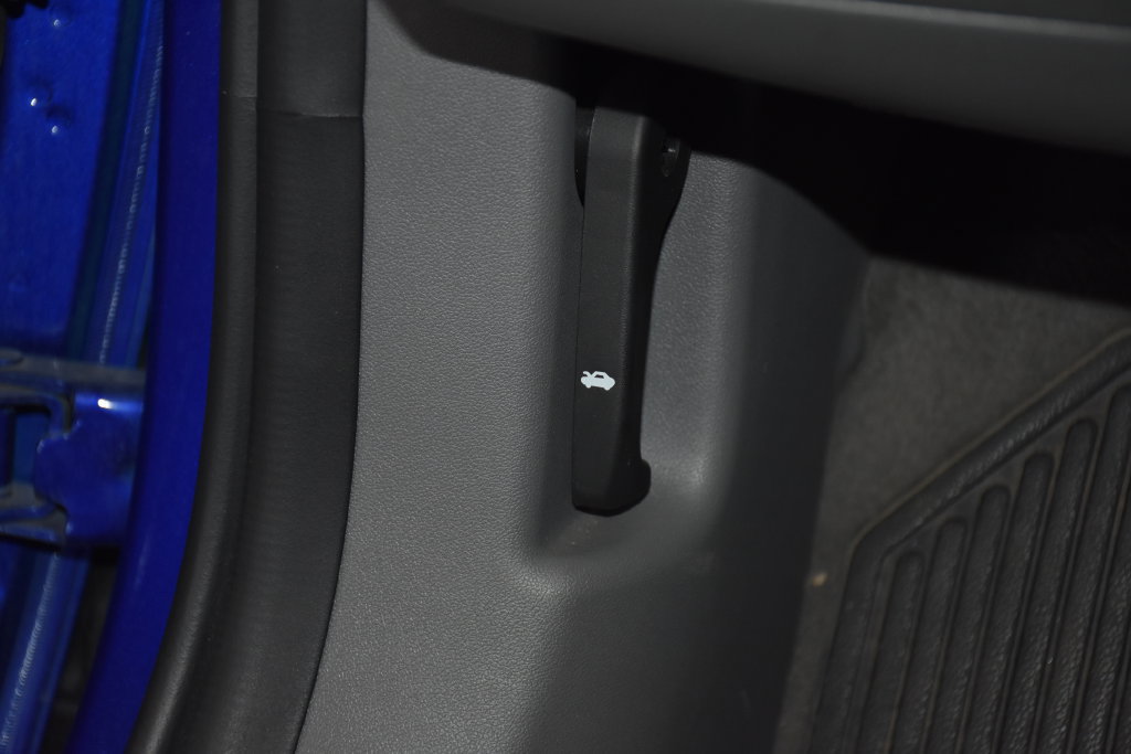 Used 2024 Hyundai Elantra SEL FWD image 23