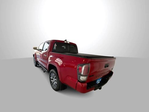 Used 2022 Toyota Tacoma Limited image 6