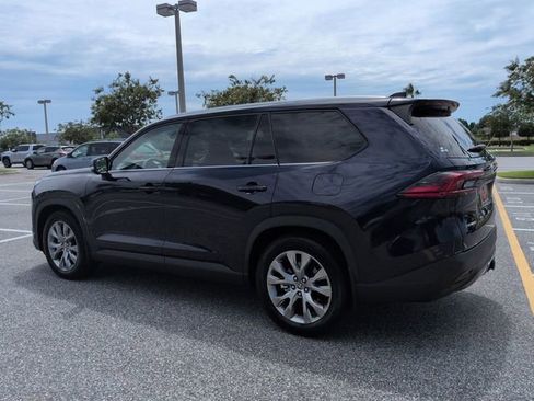 Certified 2025 Toyota Grand Highlander AWD Hybrid image 6