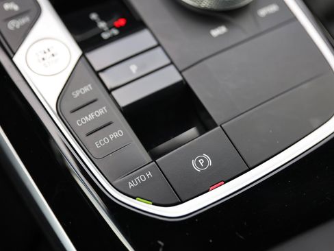 Used 2023 BMW 230i xDrive Coupe w/ Convenience Package image 30