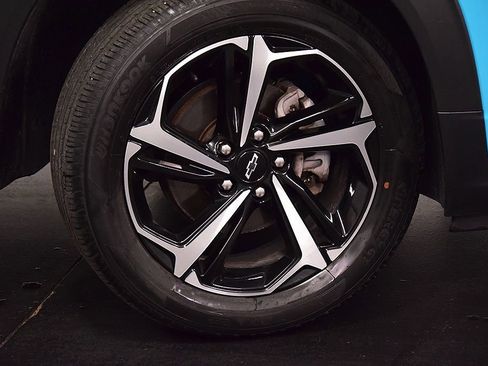Used 2022 Chevrolet TrailBlazer RS w/ Technology Package AWD/4WD image 10