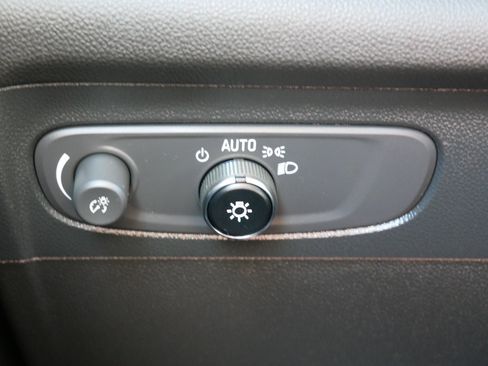 Used 2023 Buick Envision Preferred w/ Sport Touring Package image 22