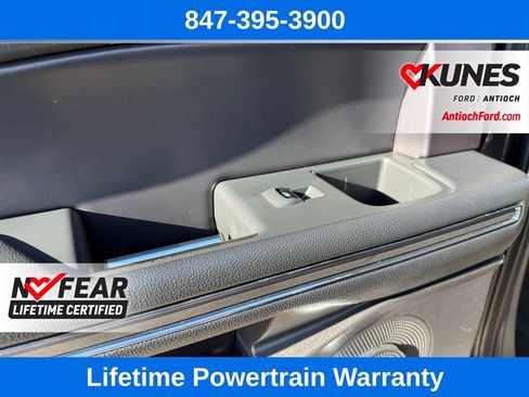 Used 2023 Ford Expedition XLT image 32