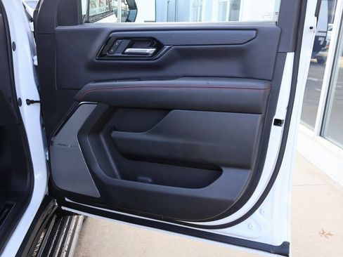 New 2025 GMC Yukon AT4 Ultimate image 44