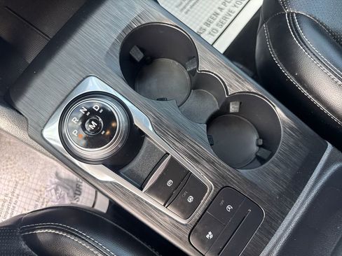 Used 2020 Ford Escape SEL image 39