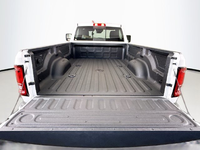 New 2026 RAM 3500 Big Horn AWD/4WD image 24