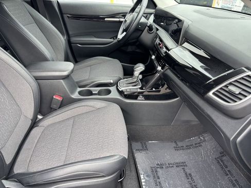 Used 2025 Kia Seltos S FWD image 28