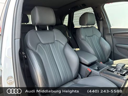 Used 2025 Audi Q5 e Premium Plus w/ Premium Plus Package AWD/4WD image 20