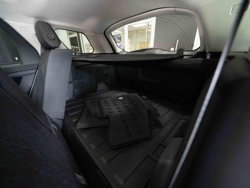 Used 2020 Land Rover Discovery Sport SE AWD/4WD image 24
