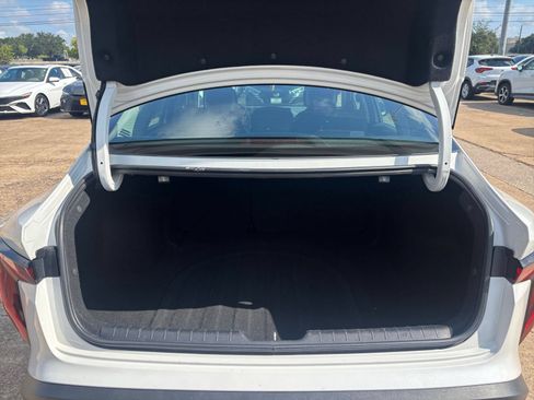 Used 2025 Kia K4 FWD image 25